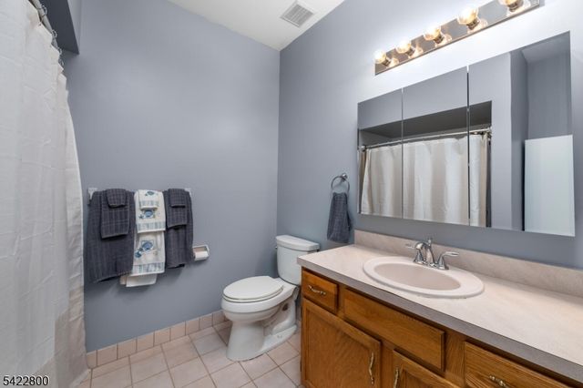 6116 Richmond Rd 116, West Milford Twp., NJ 07480