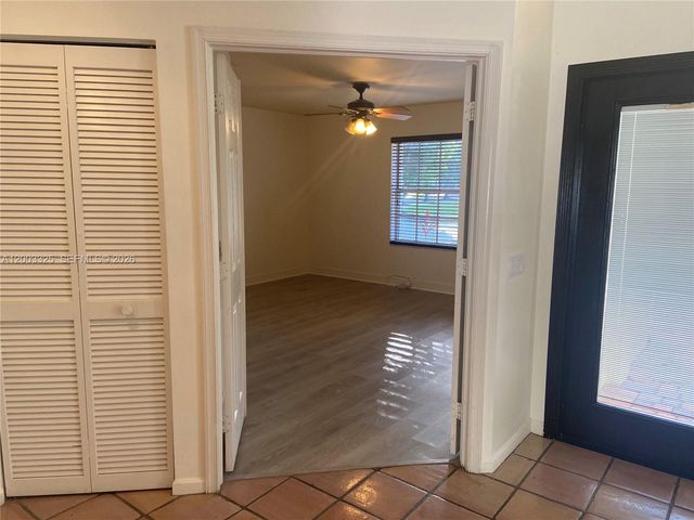 659 Verona Pl, Weston, FL 33326