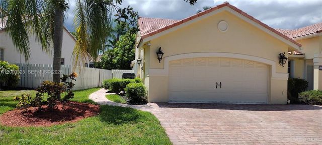 659 Verona Pl, Weston, FL 33326