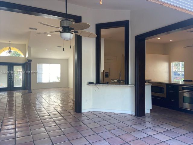 659 Verona Pl, Weston, FL 33326