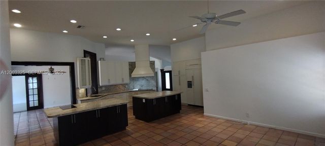 659 Verona Pl, Weston, FL 33326