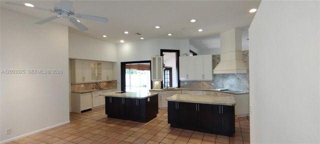 659 Verona Pl, Weston, FL 33326