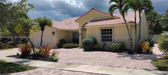 659 Verona Pl, Weston, FL 33326