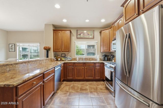 5450 E DEER VALLEY Drive 2225, Phoenix, AZ 85054