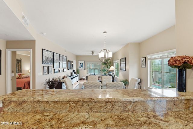 5450 E DEER VALLEY Drive 2225, Phoenix, AZ 85054