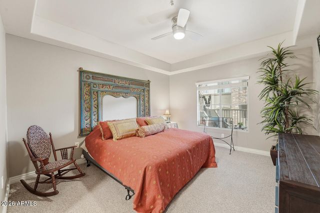 5450 E DEER VALLEY Drive 2225, Phoenix, AZ 85054