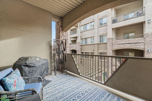 5450 E DEER VALLEY Drive 2225, Phoenix, AZ 85054