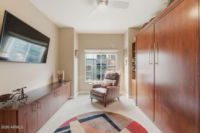 5450 E DEER VALLEY Drive 2225, Phoenix, AZ 85054