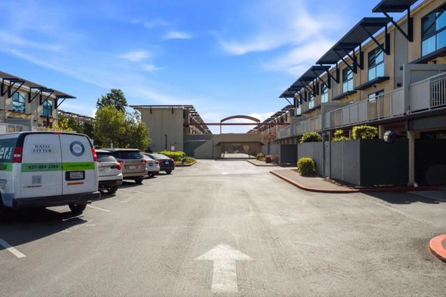 1214 Admiralty Lane, Foster City, CA 94404