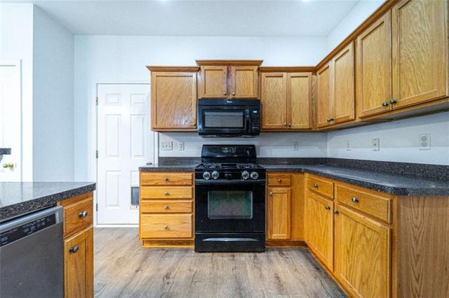 17 Rackley Way, Dallas, GA 30157