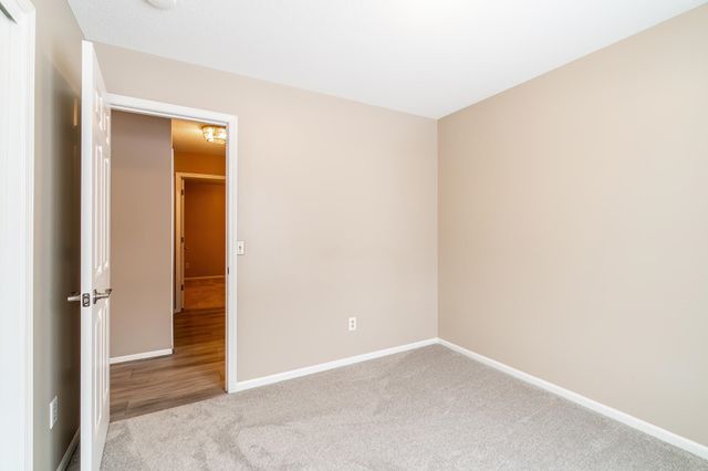 1723 Versailles Village Place, Fort Wayne, IN 46808