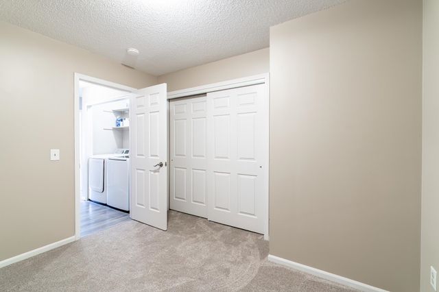 1723 Versailles Village Place, Fort Wayne, IN 46808