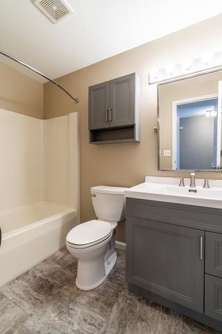 1723 Versailles Village Place, Fort Wayne, IN 46808