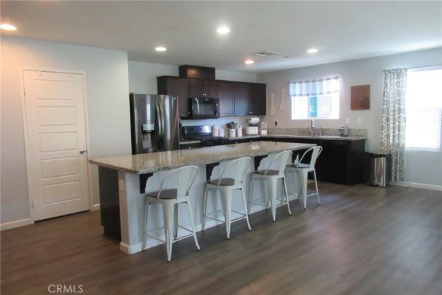 14369 Pioneer Way, Victorville, CA 92394