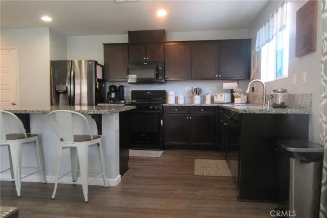 14369 Pioneer Way, Victorville, CA 92394