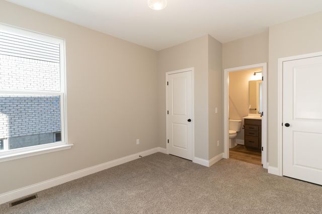 10492 Brookhurst Lane N, Union, KY 41091