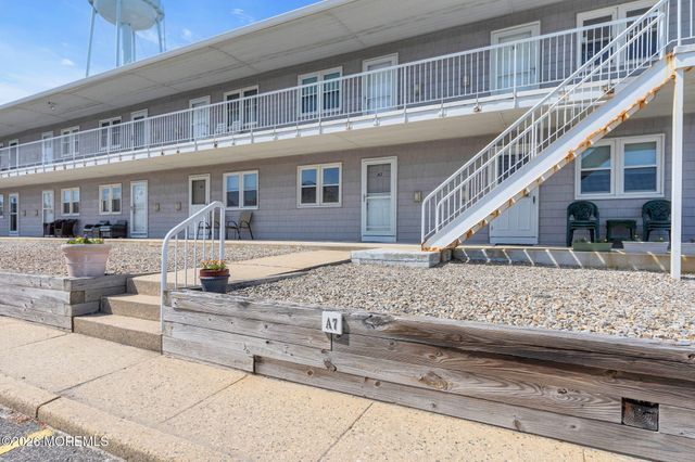 100 24th Avenue A7, Seaside Park, NJ 08752