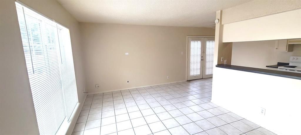 5808 Wellington DR 3, Austin, TX 78723