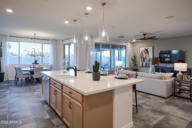 5022 W CAPISTRANO Avenue, Laveen, AZ 85339