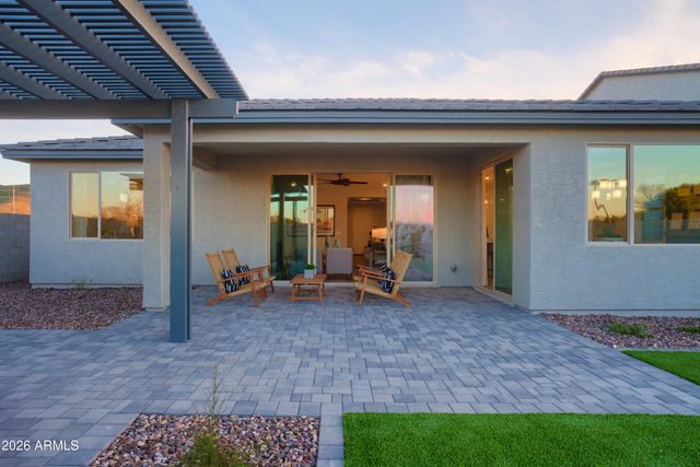 5022 W CAPISTRANO Avenue, Laveen, AZ 85339