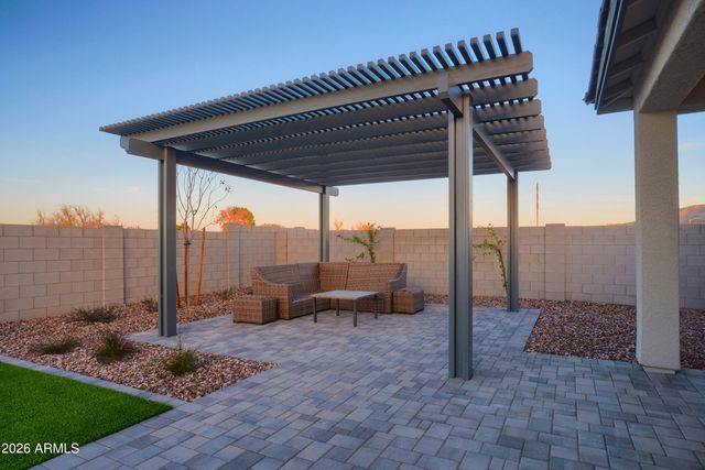 5022 W CAPISTRANO Avenue, Laveen, AZ 85339