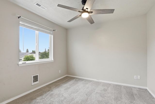 2315 Lilac Ct, Cheney, WA 99004