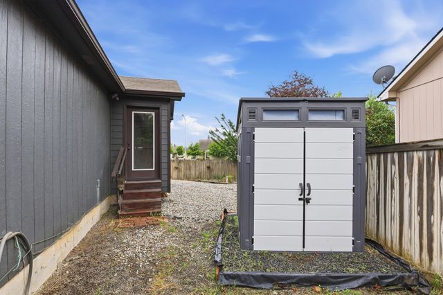2315 Lilac Ct, Cheney, WA 99004