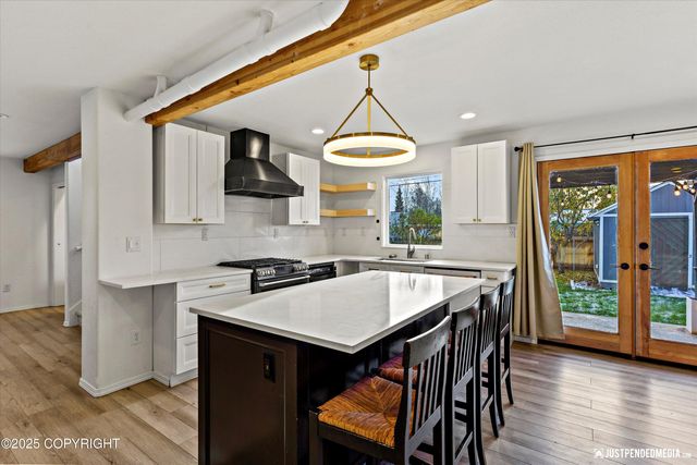 2906 W 29th Avenue, Anchorage, AK 99517