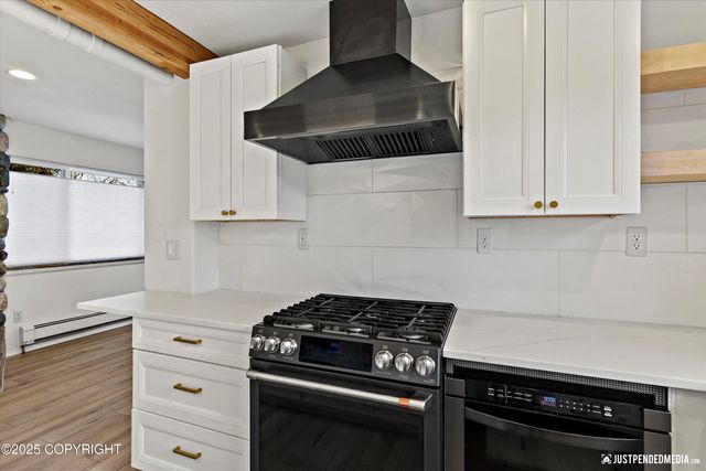 2906 W 29th Avenue, Anchorage, AK 99517