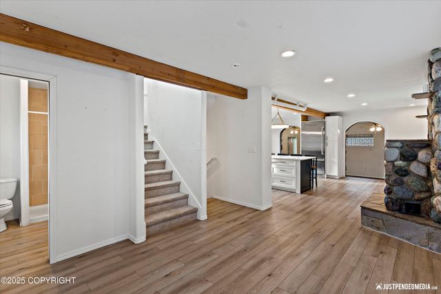 2906 W 29th Avenue, Anchorage, AK 99517