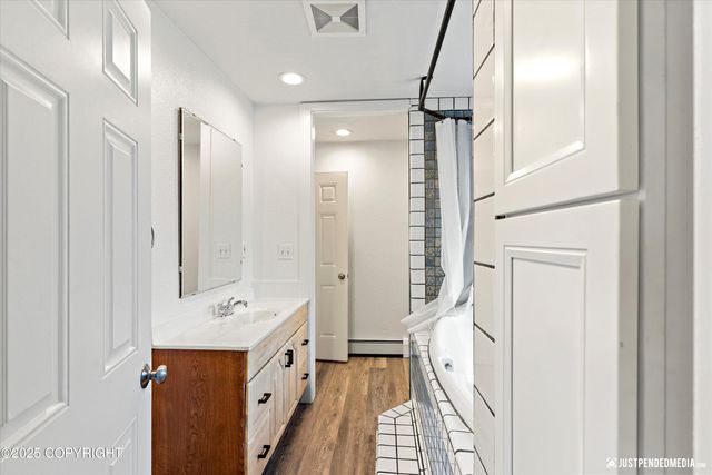 2906 W 29th Avenue, Anchorage, AK 99517