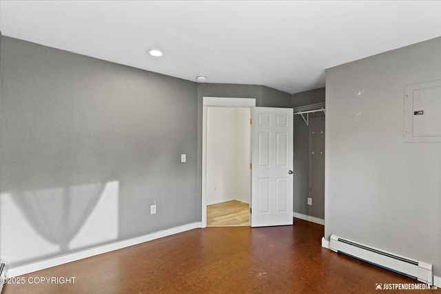 2906 W 29th Avenue, Anchorage, AK 99517