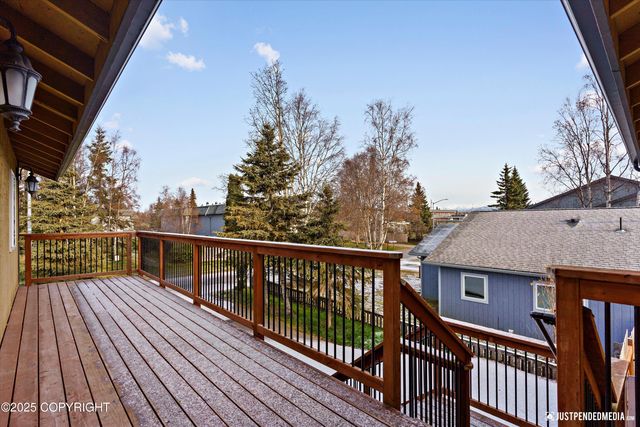 2906 W 29th Avenue, Anchorage, AK 99517