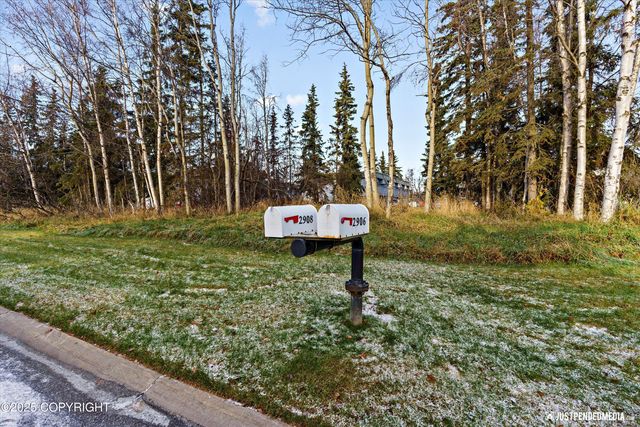 2906 W 29th Avenue, Anchorage, AK 99517