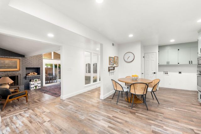 104 Columbia Ave, Roseville, CA 95678