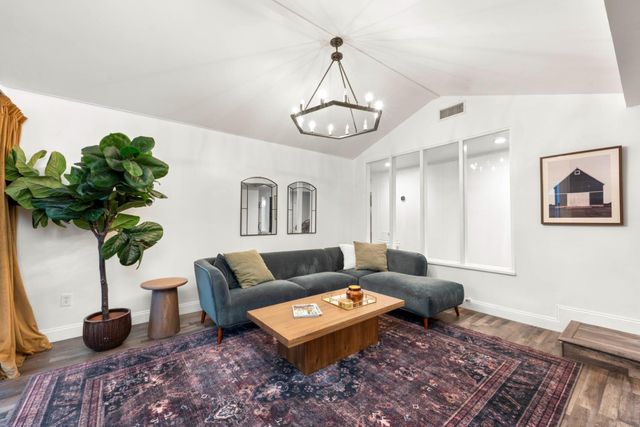 104 Columbia Ave, Roseville, CA 95678