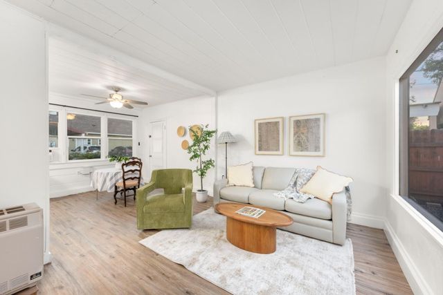 104 Columbia Ave, Roseville, CA 95678