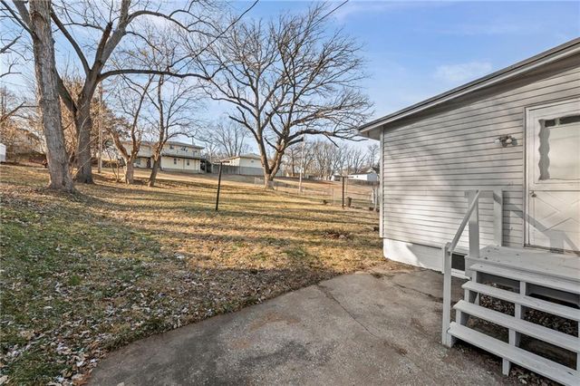 1812 Rose Street, Leavenworth, KS 66048