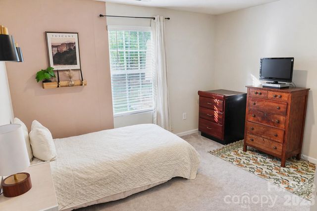 50 Parkwood Court, Camden, SC 29020