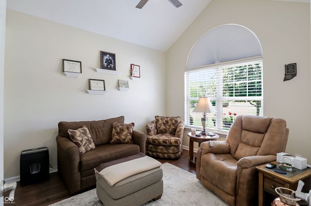 847 Fairfield Drive, Greenfield, IN 46140
