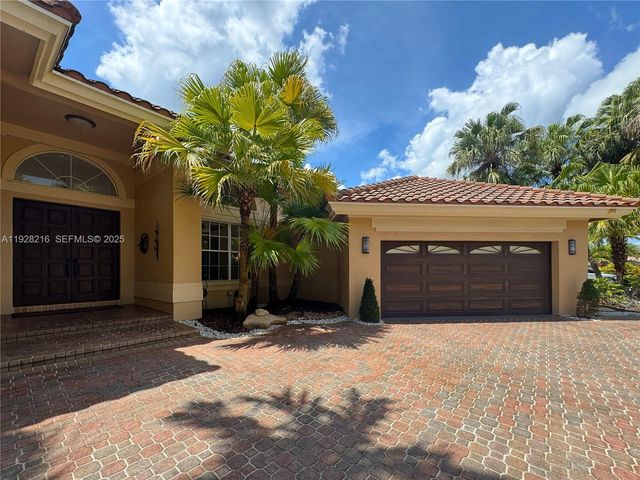 375 Sabal Way, Weston, FL 33326