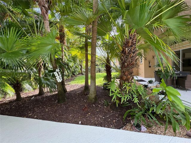 375 Sabal Way, Weston, FL 33326