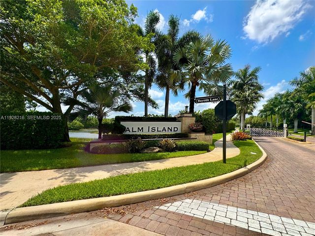 375 Sabal Way, Weston, FL 33326