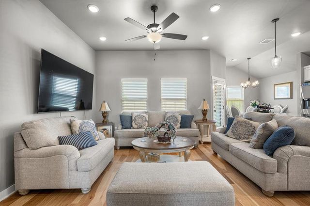 11109 NW 136th Terrace, Yukon, OK 73099