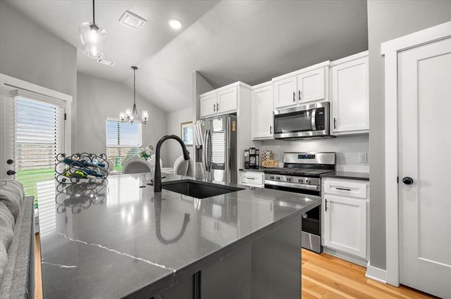 11109 NW 136th Terrace, Yukon, OK 73099