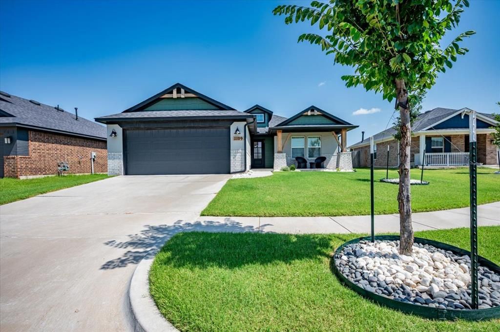 11109 NW 136th Terrace, Yukon, OK 73099