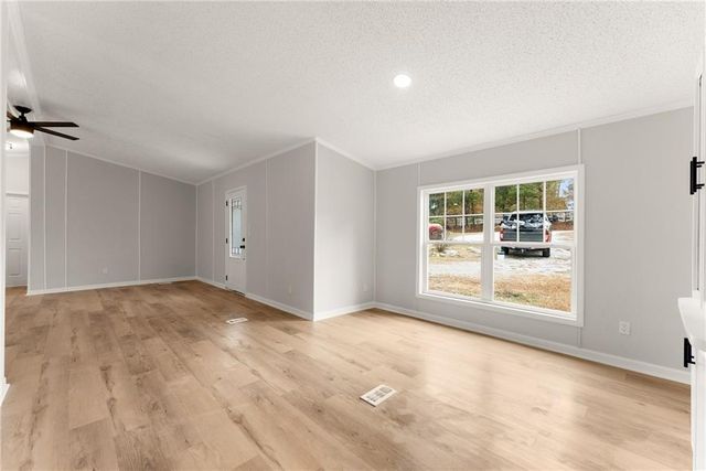 1384 Pocket Road, Braselton, GA 30517