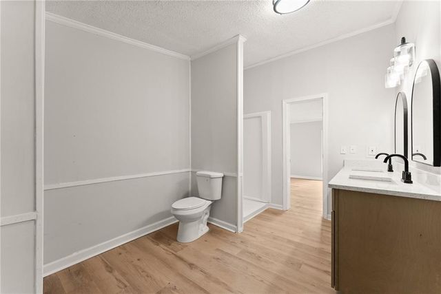 1384 Pocket Road, Braselton, GA 30517