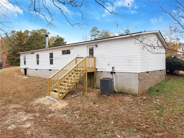 1384 Pocket Road, Braselton, GA 30517