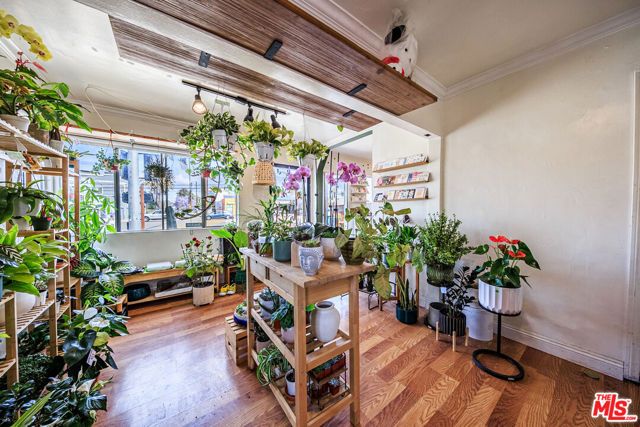 10872 Venice Boulevard, Culver City, CA 90232